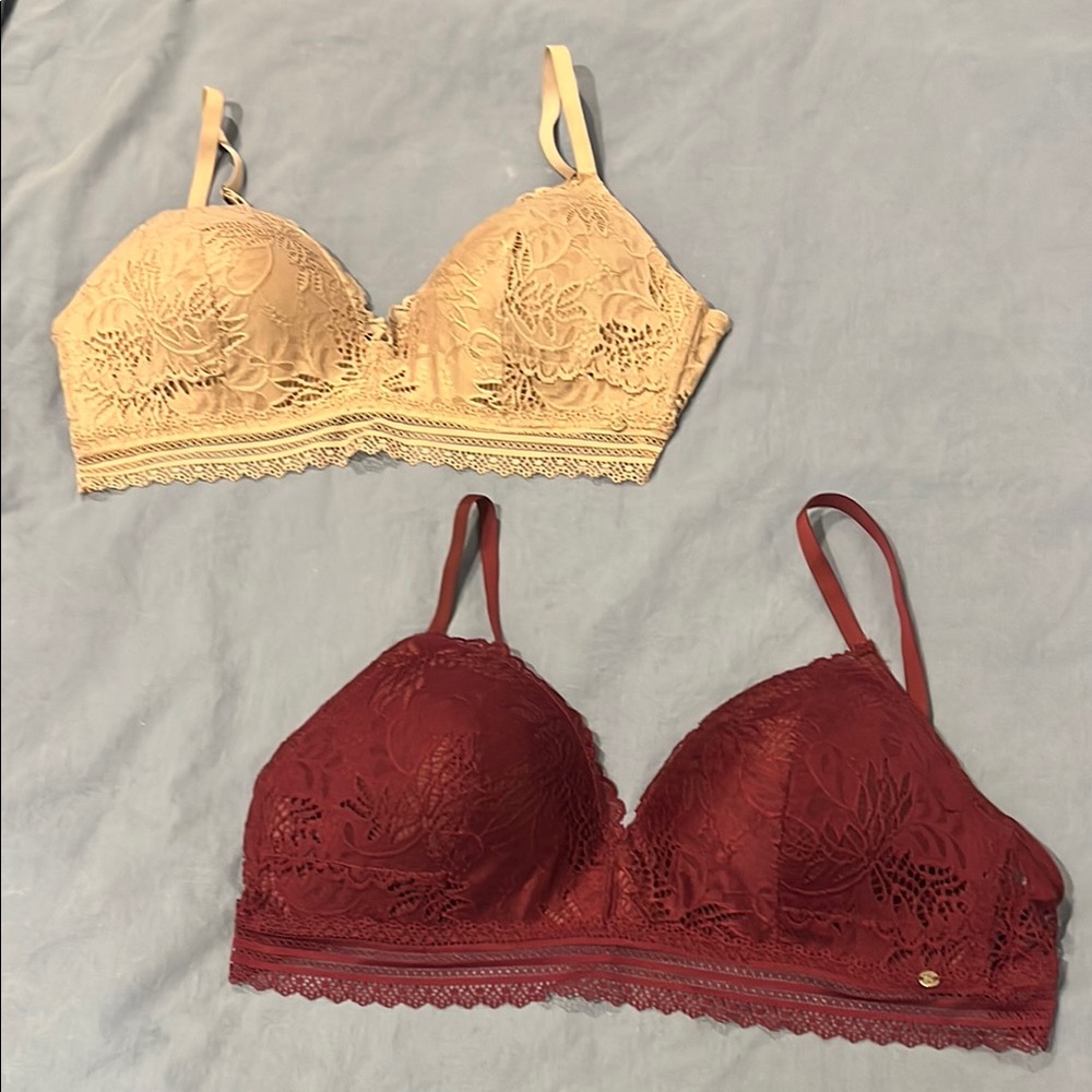 Elegant Lace Bralette Set - Cream and Red